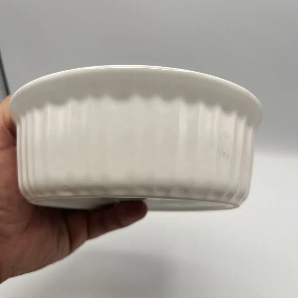 Corning Ware - FRENCH WHITE - 24 Oz Casserole Dish Bowl No Lid!